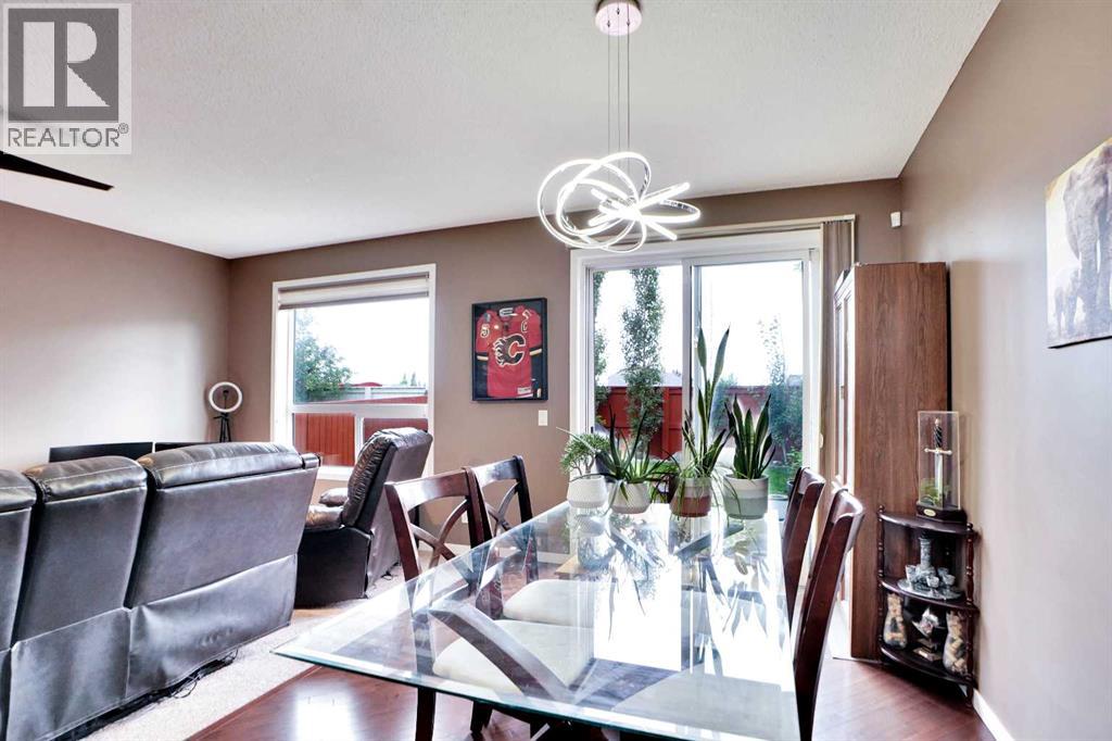 Photo 19 of 152 New Brighton Landing Se, Calgary AB