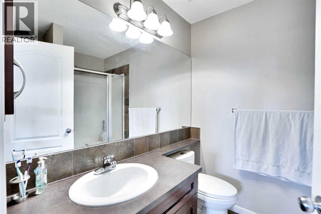 Photo 48 of 152 New Brighton Landing Se, Calgary AB