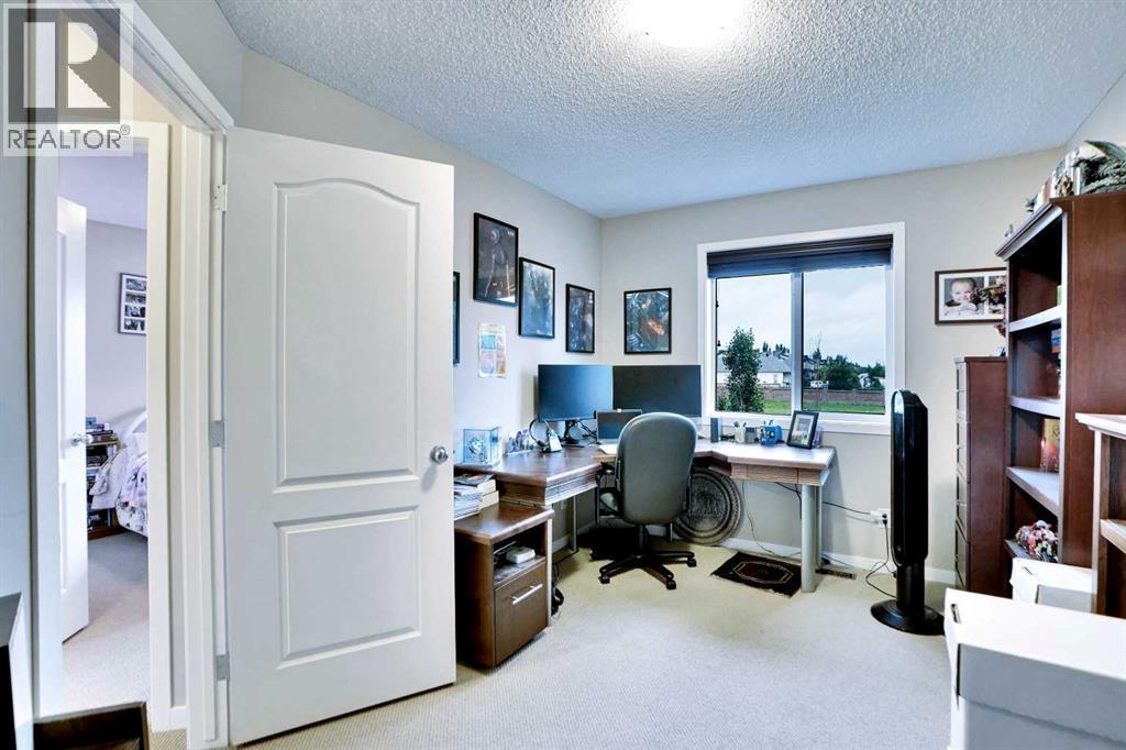 Photo 42 of 152 New Brighton Landing Se, Calgary AB