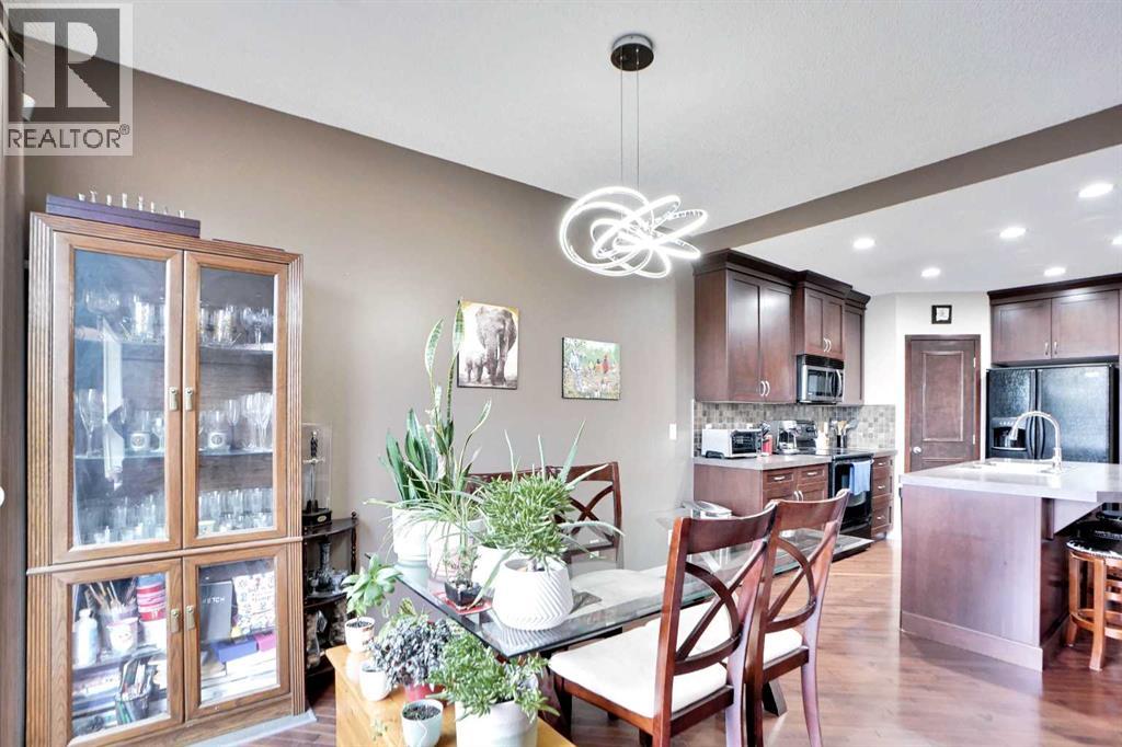 Photo 21 of 152 New Brighton Landing Se, Calgary AB