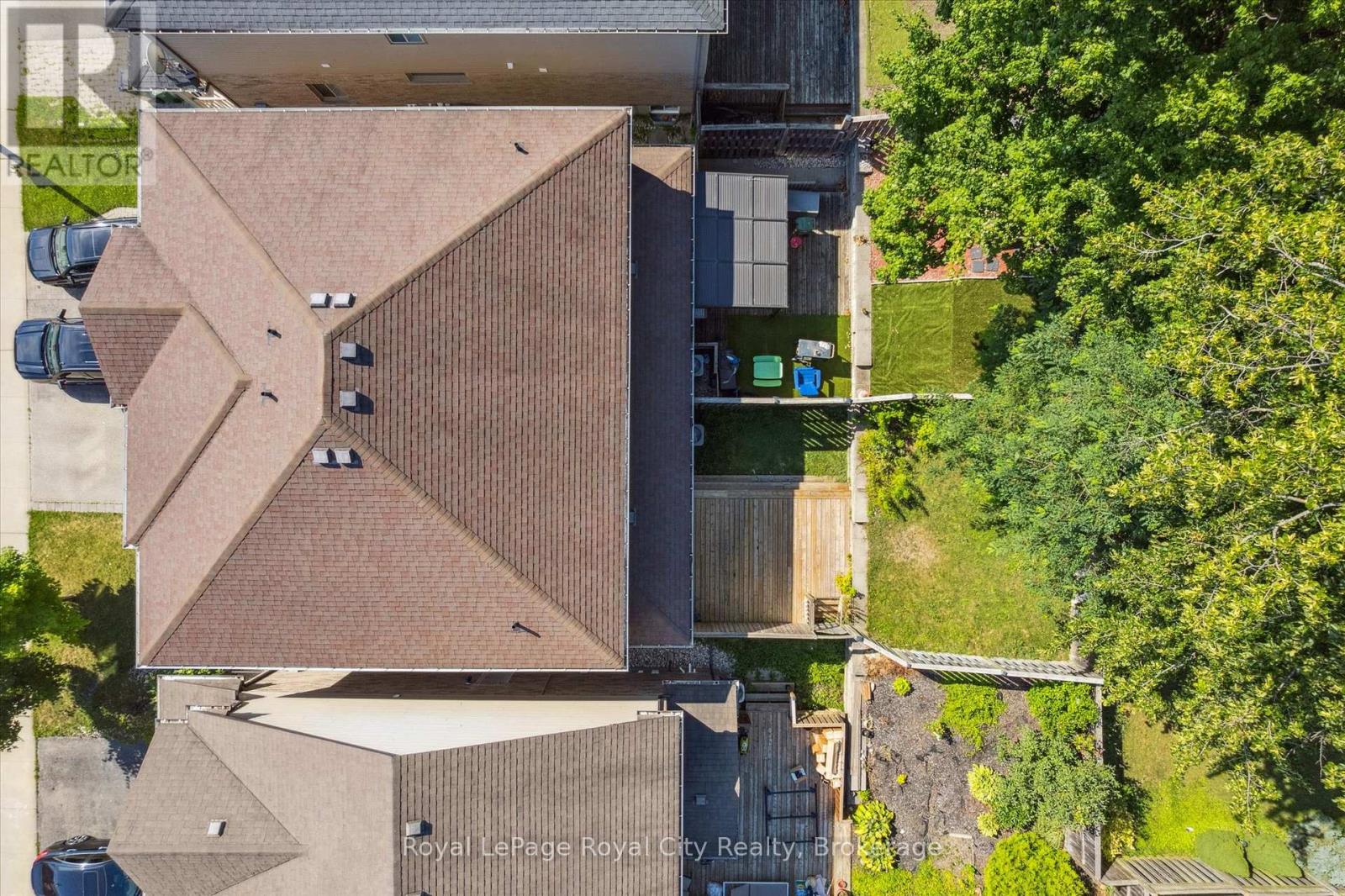 Photo 43 of 158 Kemp Crescent, Guelph ON