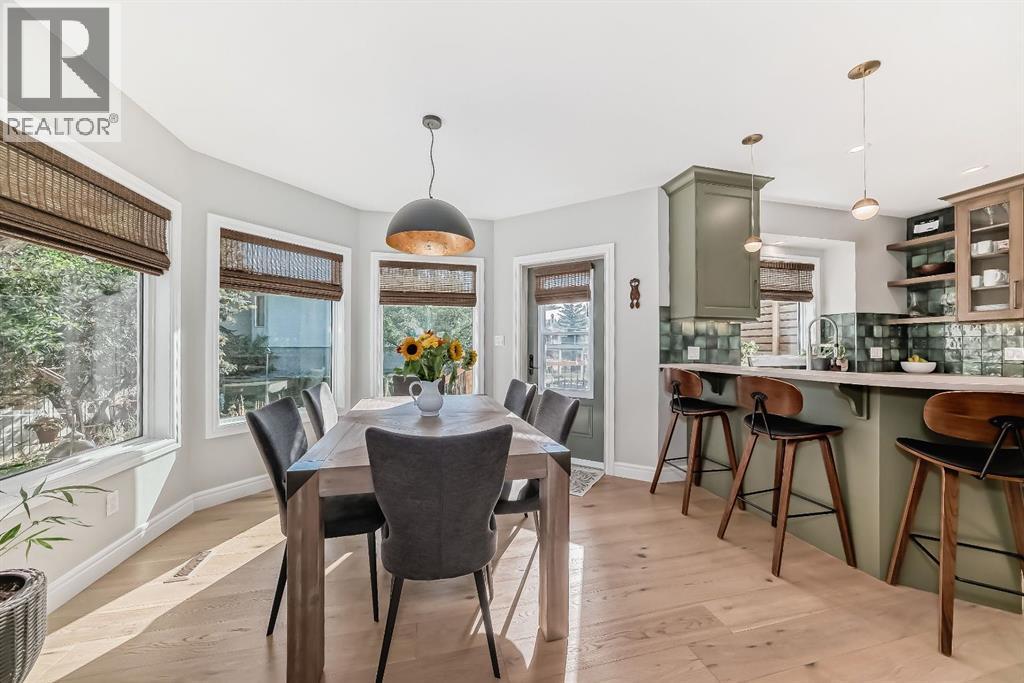 Photo 9 of 31 Riverview Drive, Cochrane AB