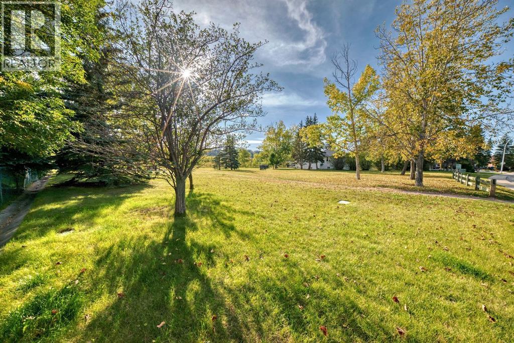 Photo 35 of 31 Riverview Drive, Cochrane AB