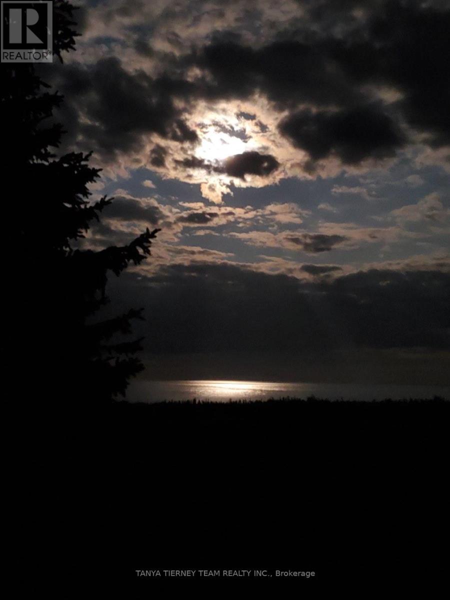 Photo 46 of 3 Bluffs Road, Clarington ON