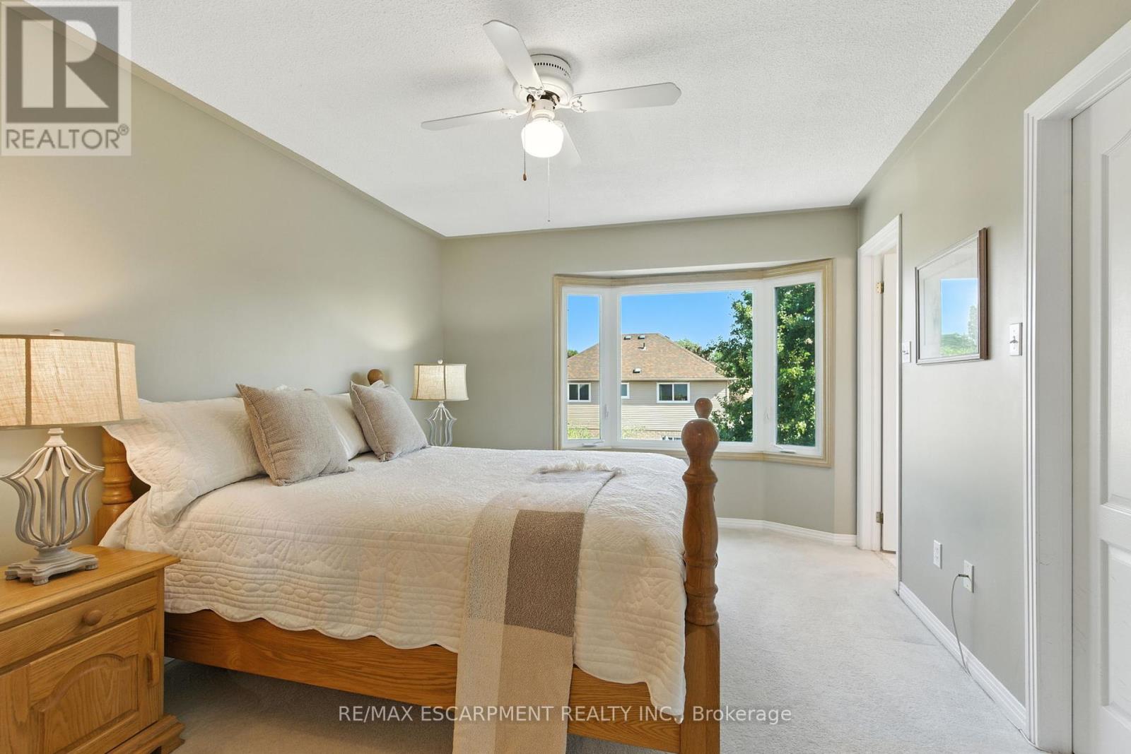 Photo 16 of 153 Chudleigh Street, Hamilton ON