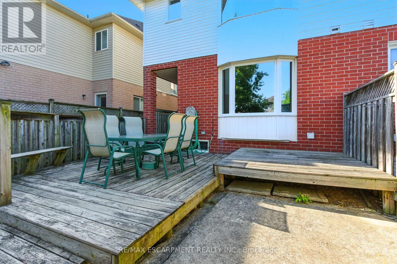 Photo 29 of 153 Chudleigh Street, Hamilton ON
