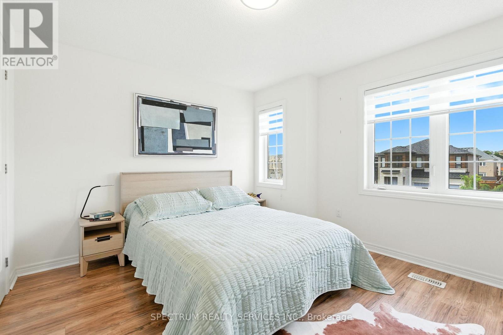 Photo 18 of 154 Whittington Drive, Hamilton ON