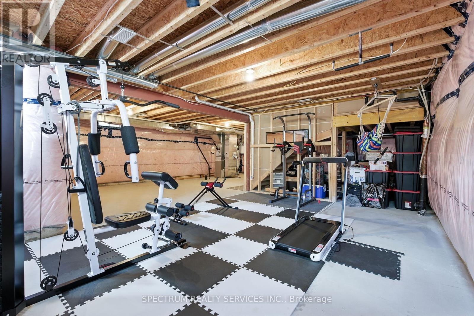 Photo 26 of 154 Whittington Drive, Hamilton ON