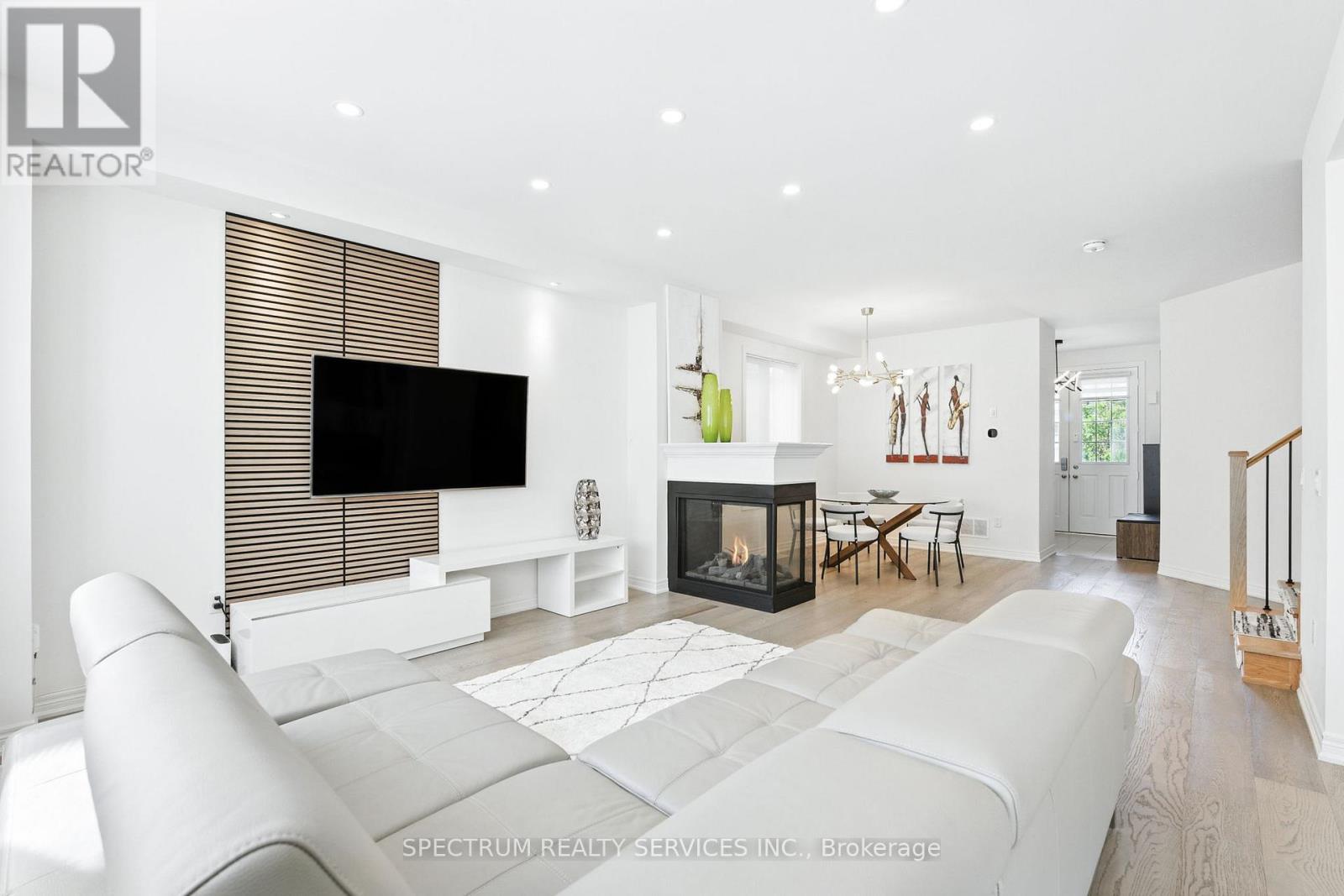 Photo 7 of 154 Whittington Drive, Hamilton ON