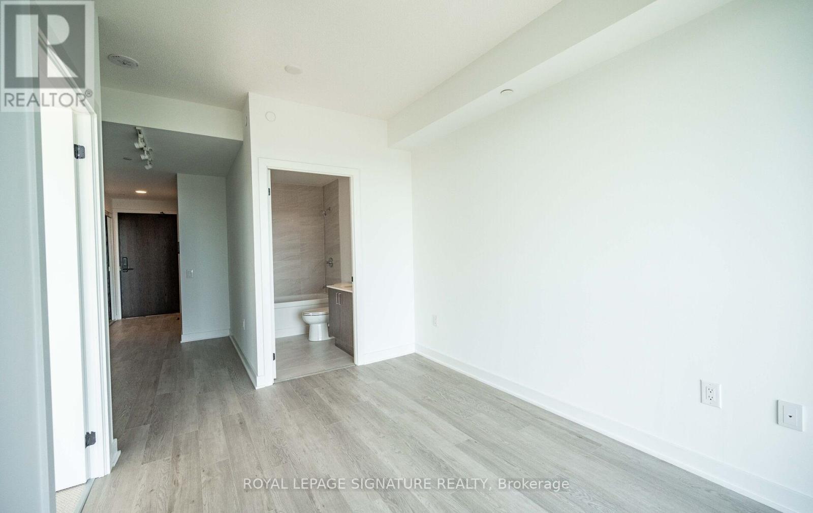 Photo 11 of 1419 2782 Barton Street E, Hamilton ON
