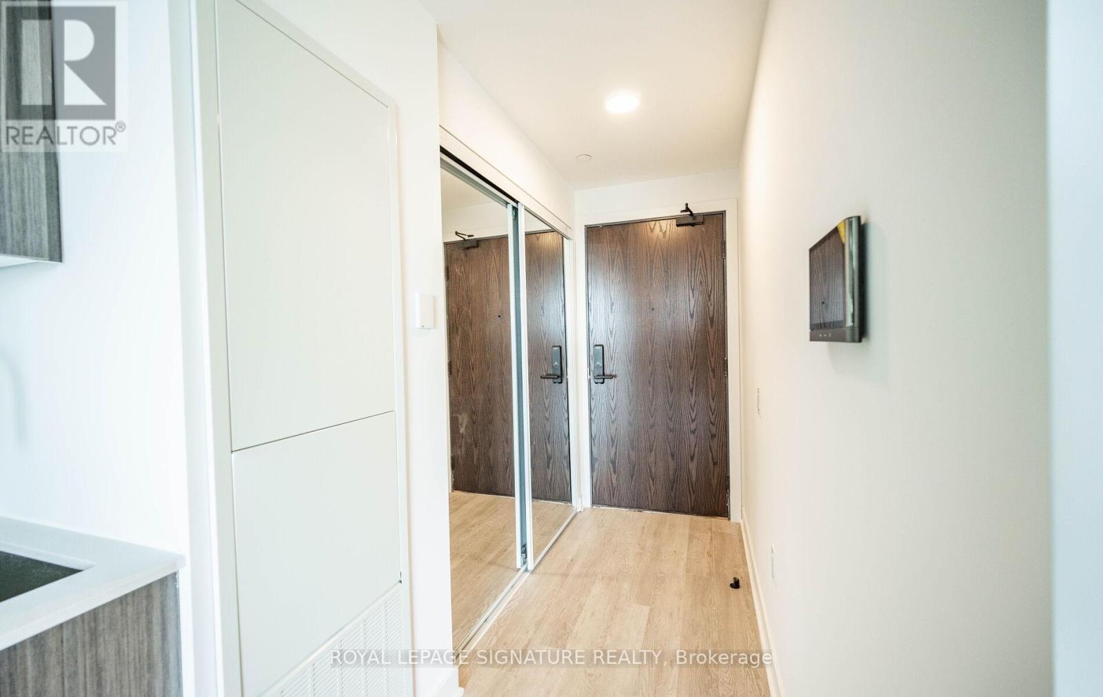 Photo 2 of 1419 2782 Barton Street E, Hamilton ON