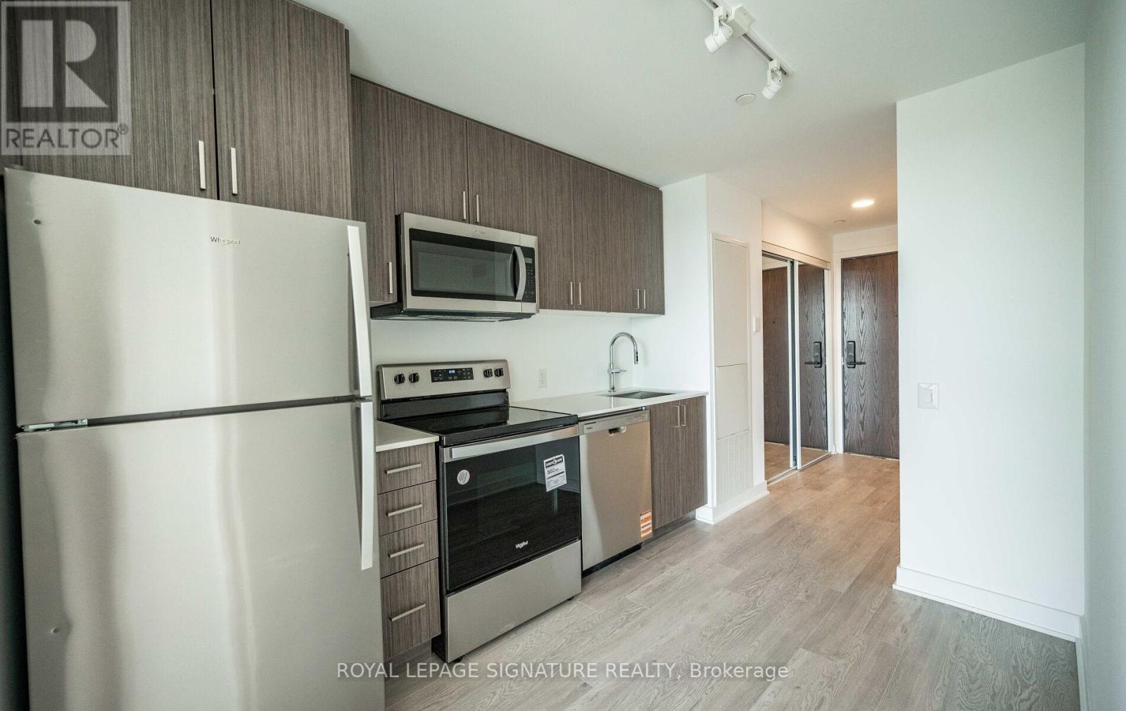 Photo 3 of 1419 2782 Barton Street E, Hamilton ON
