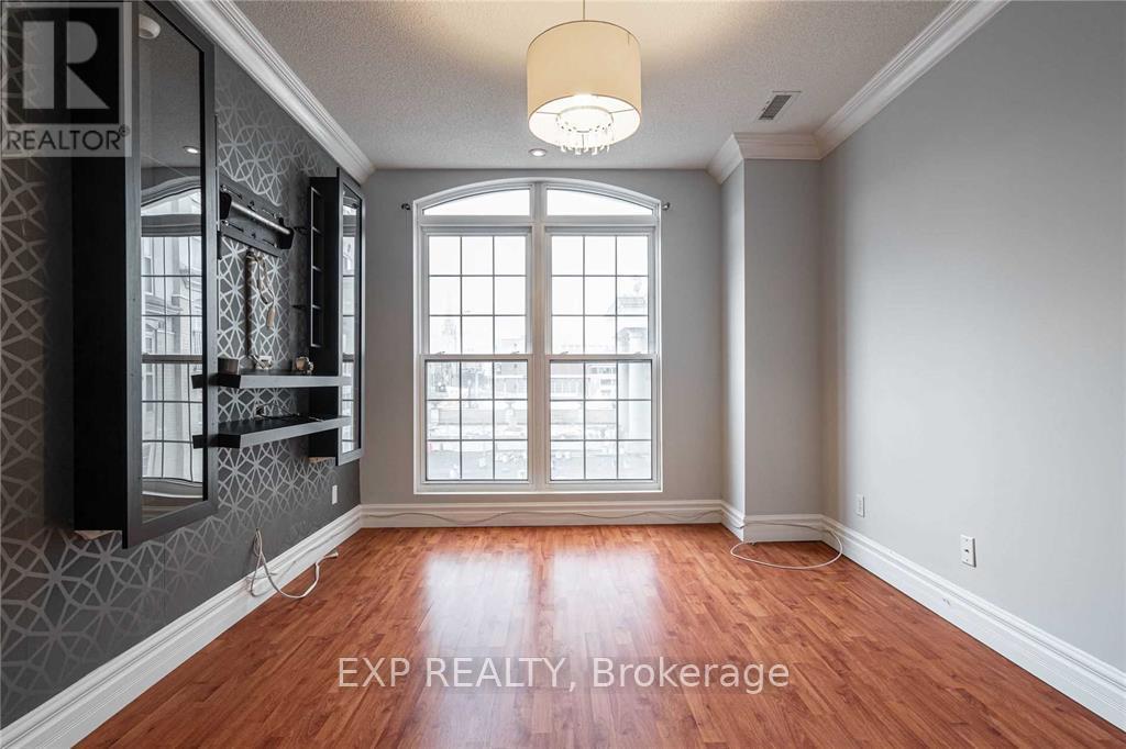 Photo 15 of 215 135 James Street S, Hamilton ON