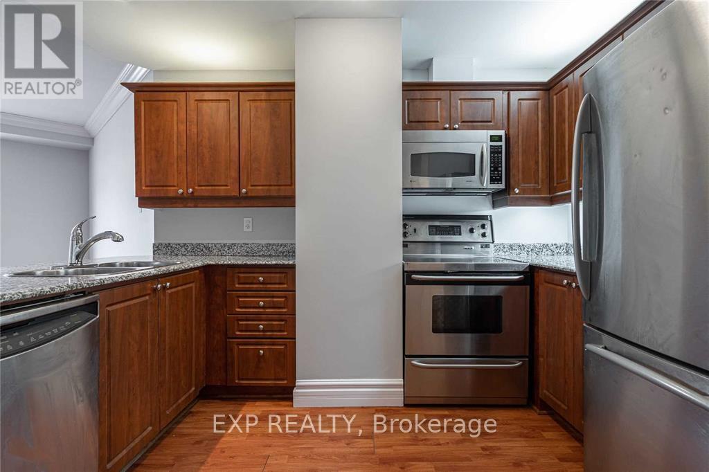 Photo 8 of 215 135 James Street S, Hamilton ON