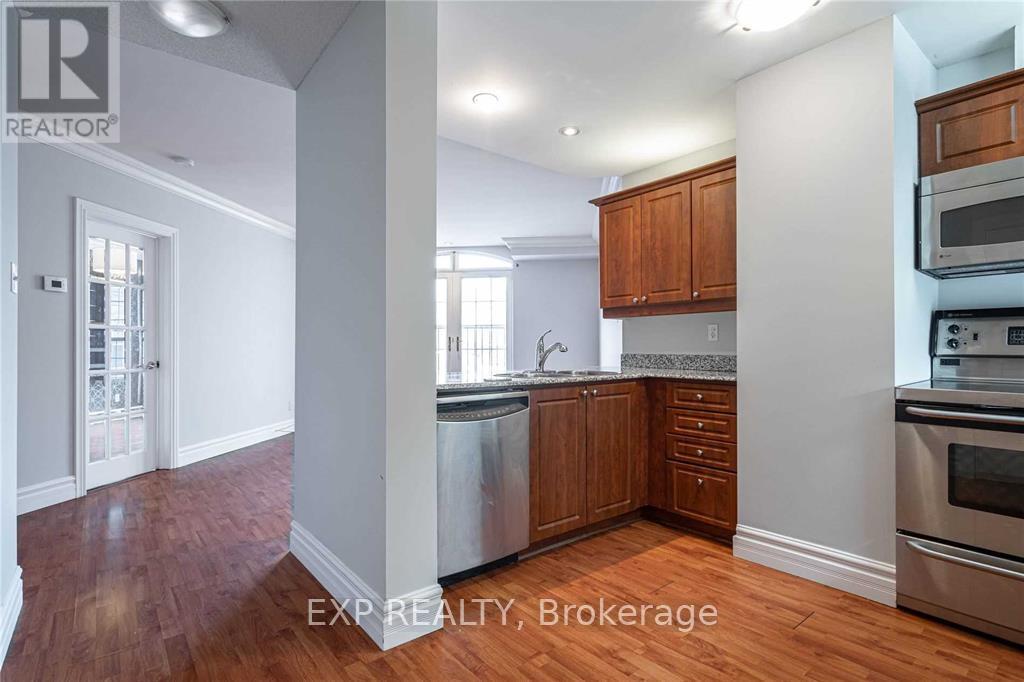 Photo 9 of 215 135 James Street S, Hamilton ON