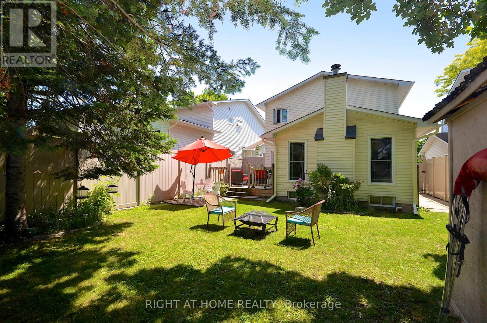 Photo 16 of 77 Winchester Drive, Ottawa ON