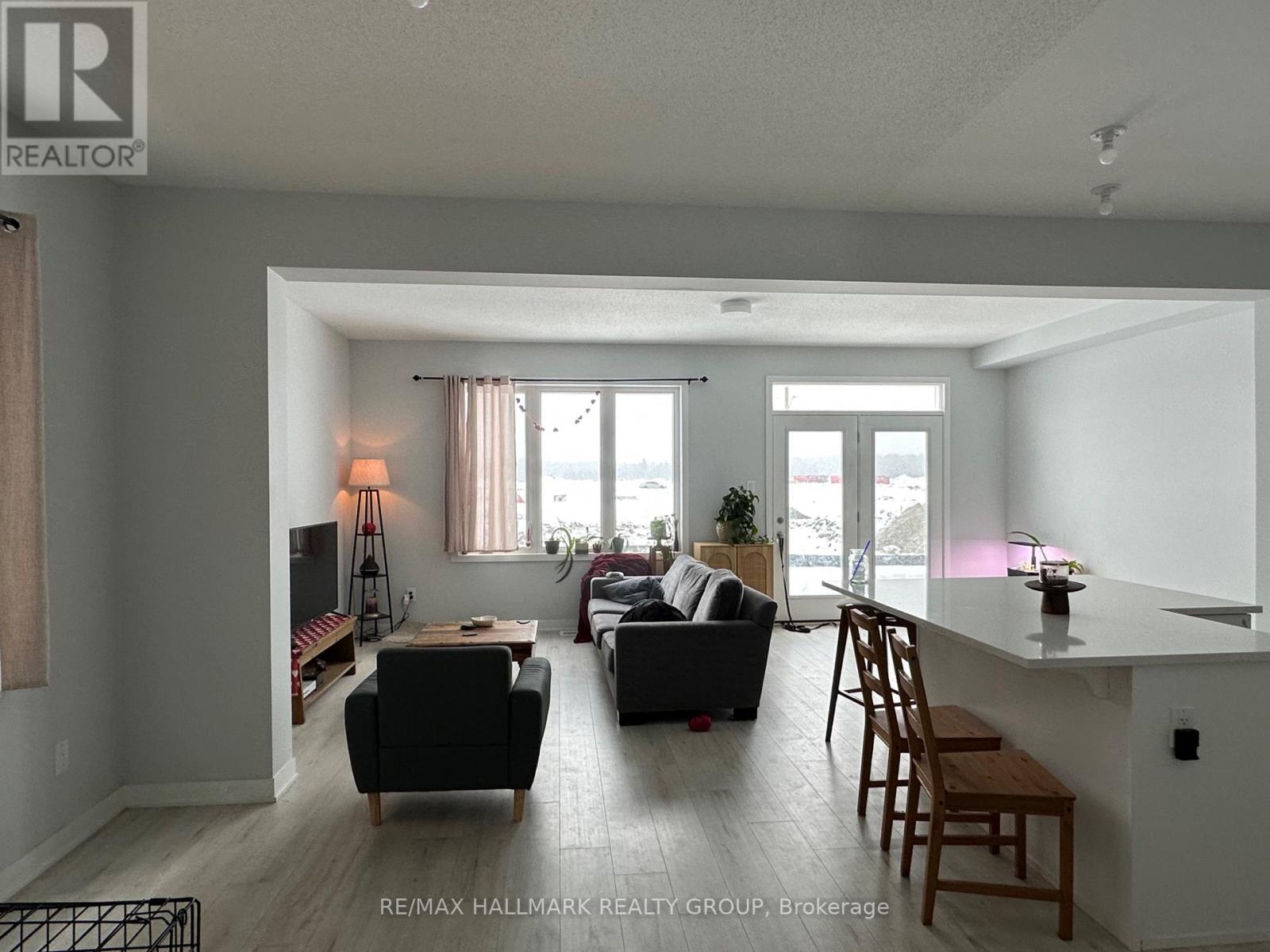 Photo 3 of 712 Quilter Row, Ottawa ON