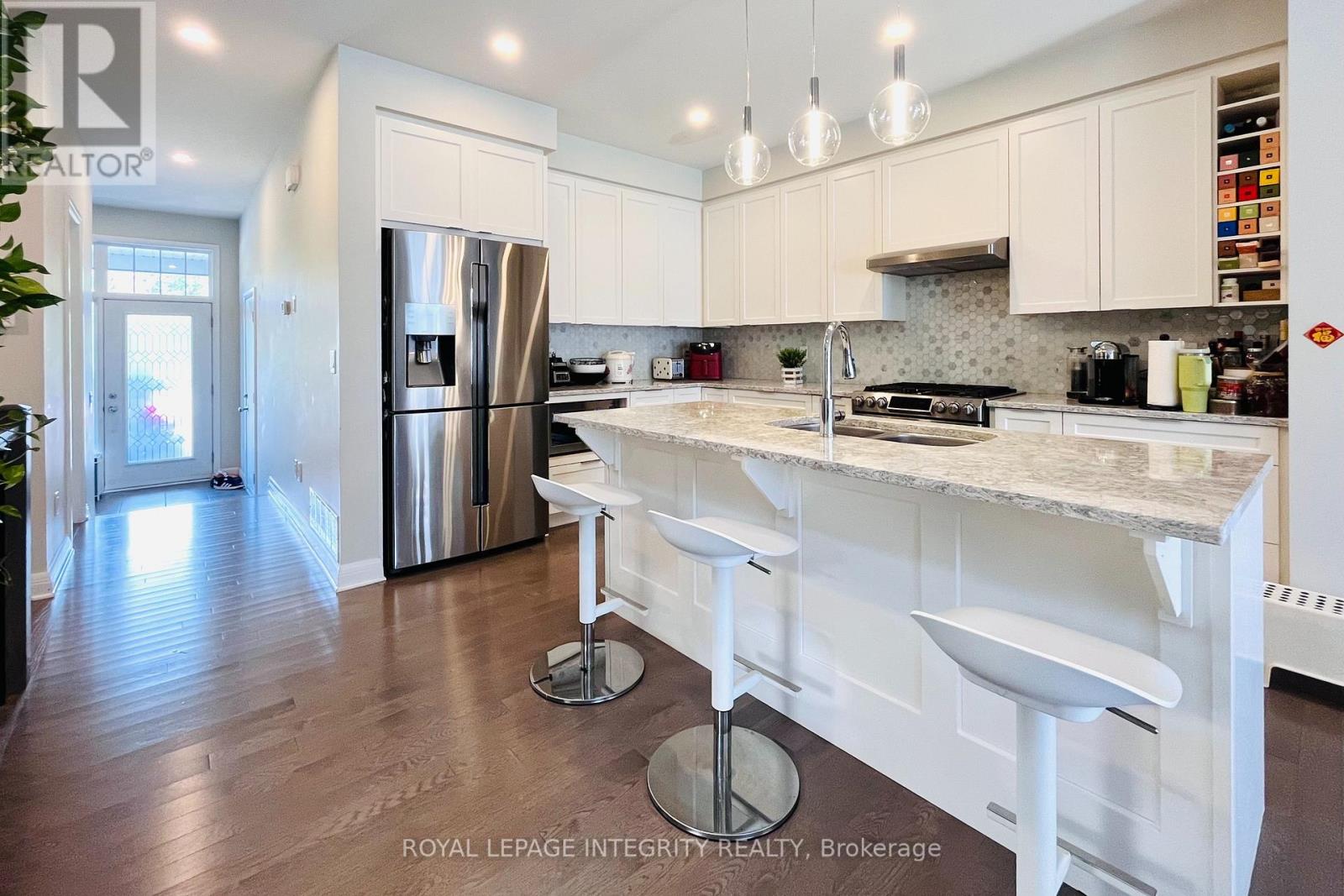 Photo 10 of 297 Kilspindie Ridge, Ottawa ON