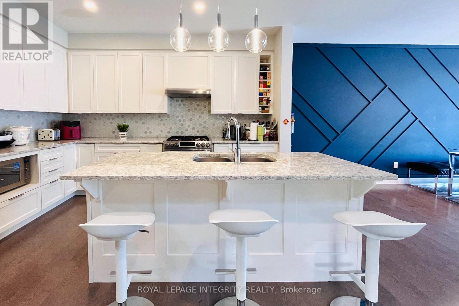Photo 11 of 297 Kilspindie Ridge, Ottawa ON