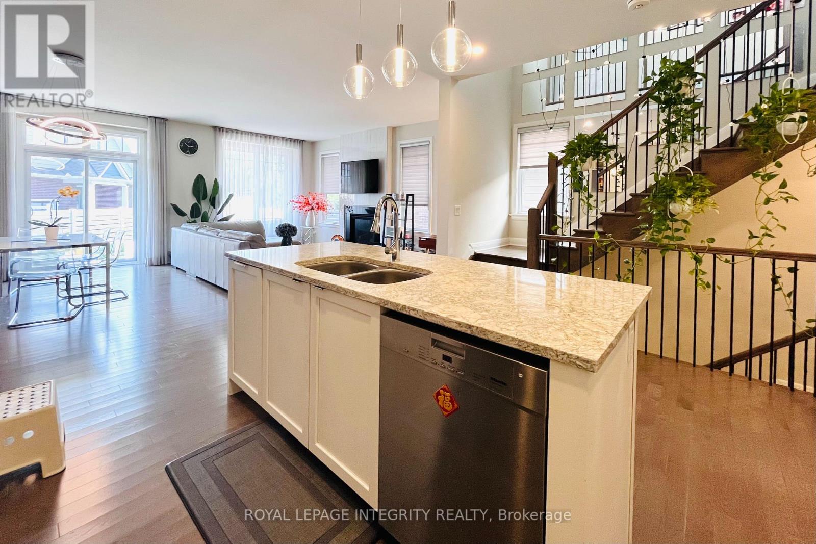 Photo 15 of 297 Kilspindie Ridge, Ottawa ON