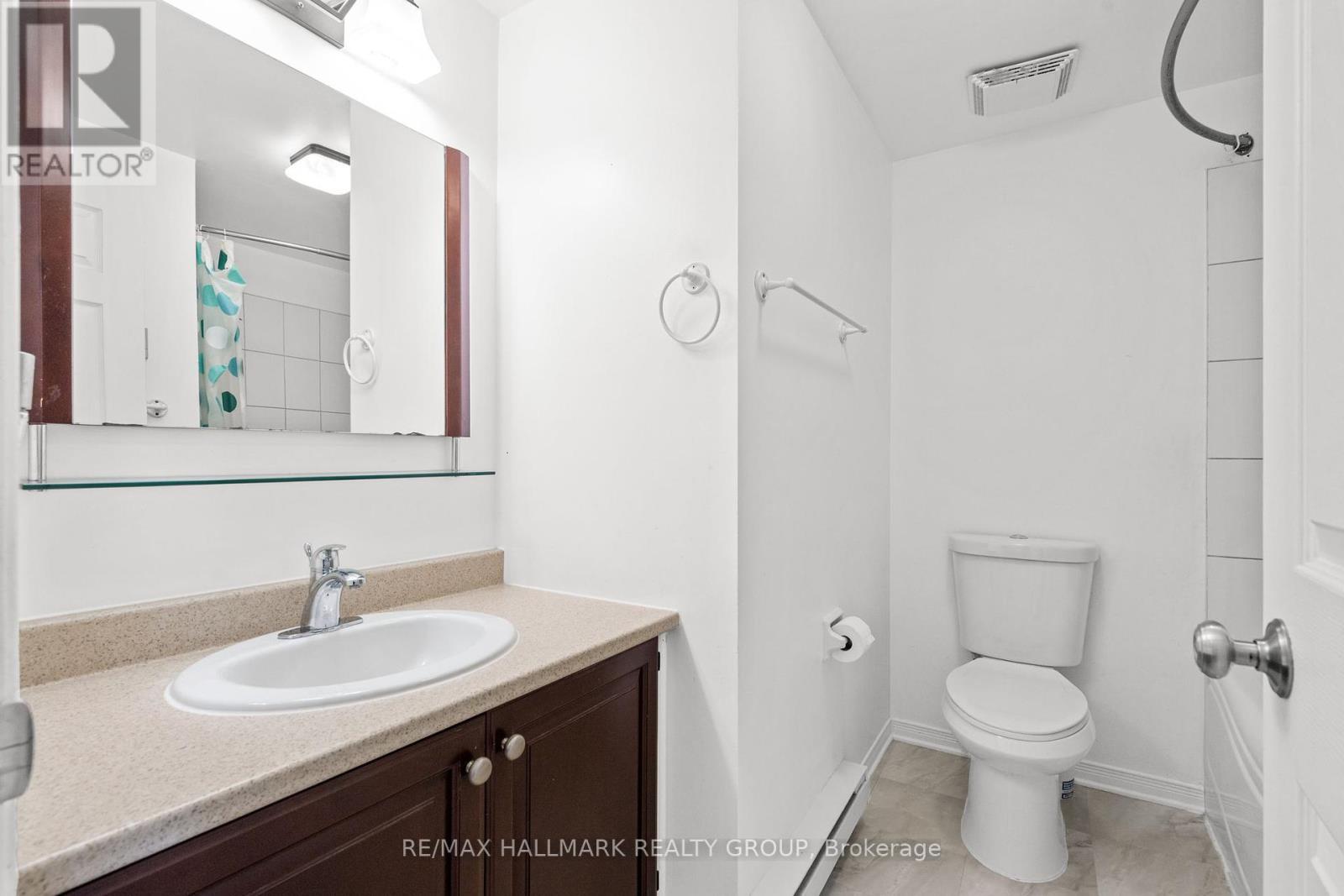 Photo 20 of 88 3014 Olympic Way, Ottawa ON