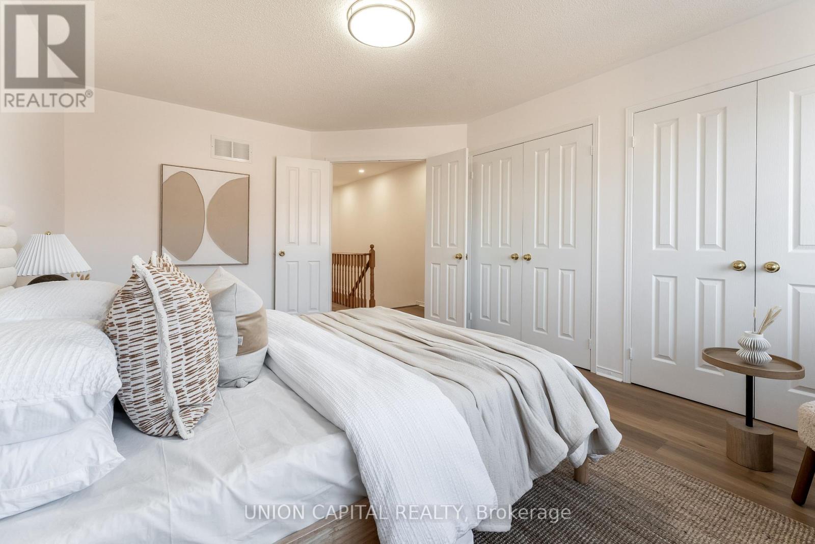 Photo 23 of 198 Bur Oak Avenue, Markham ON