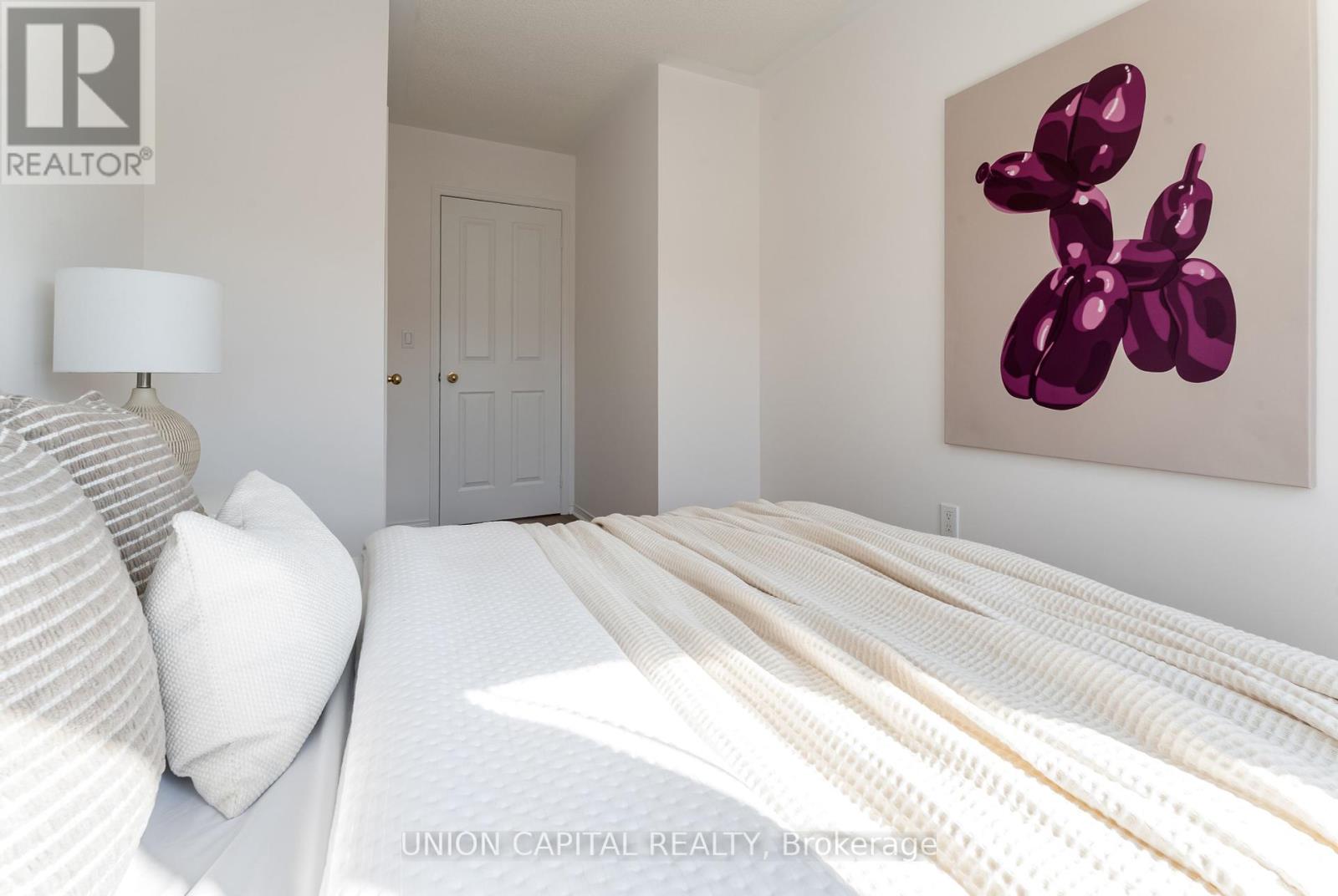 Photo 29 of 198 Bur Oak Avenue, Markham ON