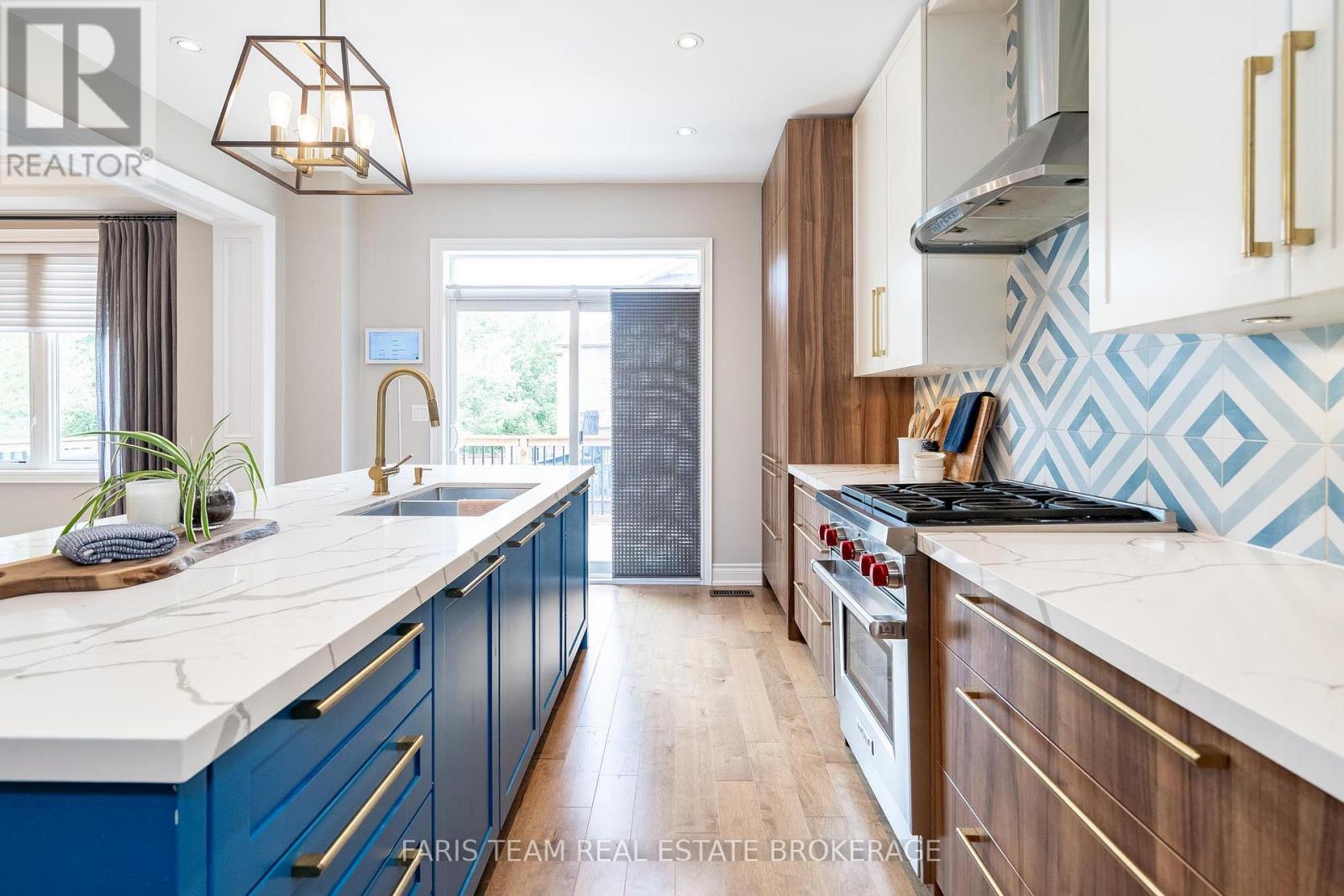 Photo 8 of 2205 Adullam Avenue, Innisfil ON