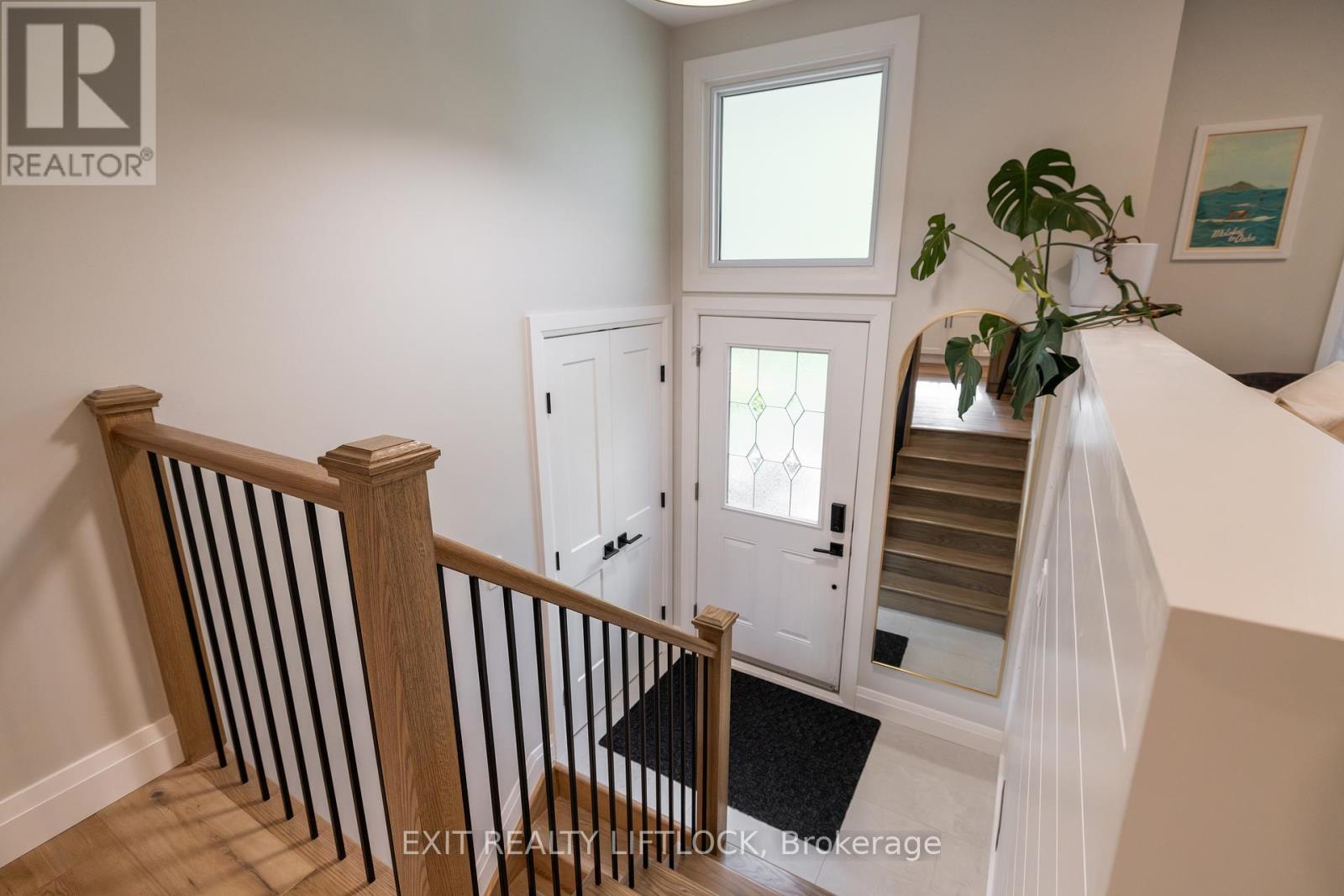 Photo 7 of 47 Emily Manor Drive, Kawartha Lakes ON