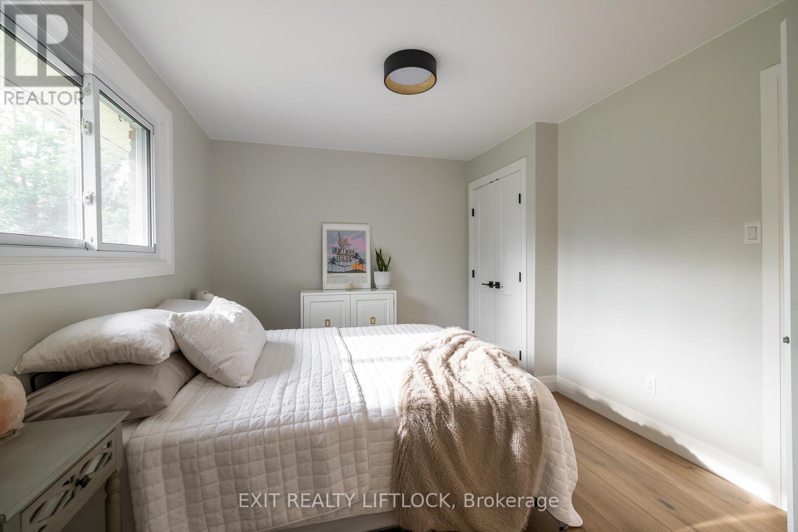 Photo 15 of 47 Emily Manor Drive, Kawartha Lakes ON