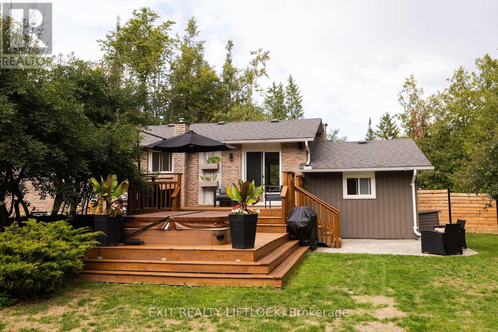Photo 28 of 47 Emily Manor Drive, Kawartha Lakes ON