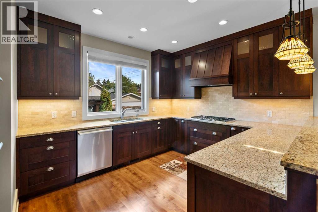 Photo 13 of 1428 2 A Street Nw, Calgary AB