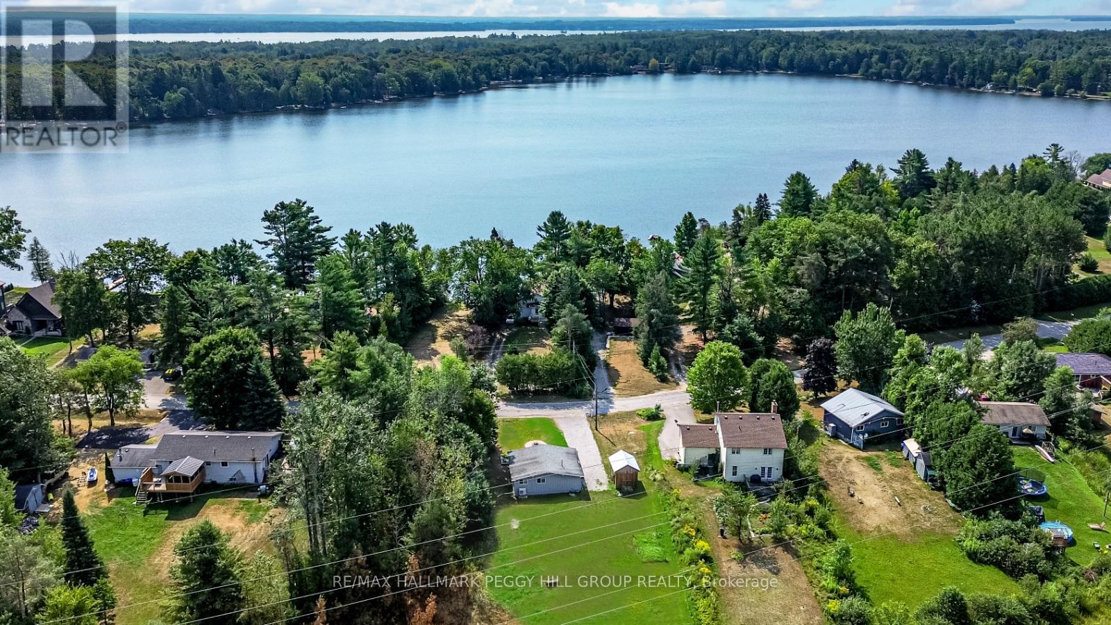 Photo 2 of 3304 Lake St George Boulevard, Severn ON