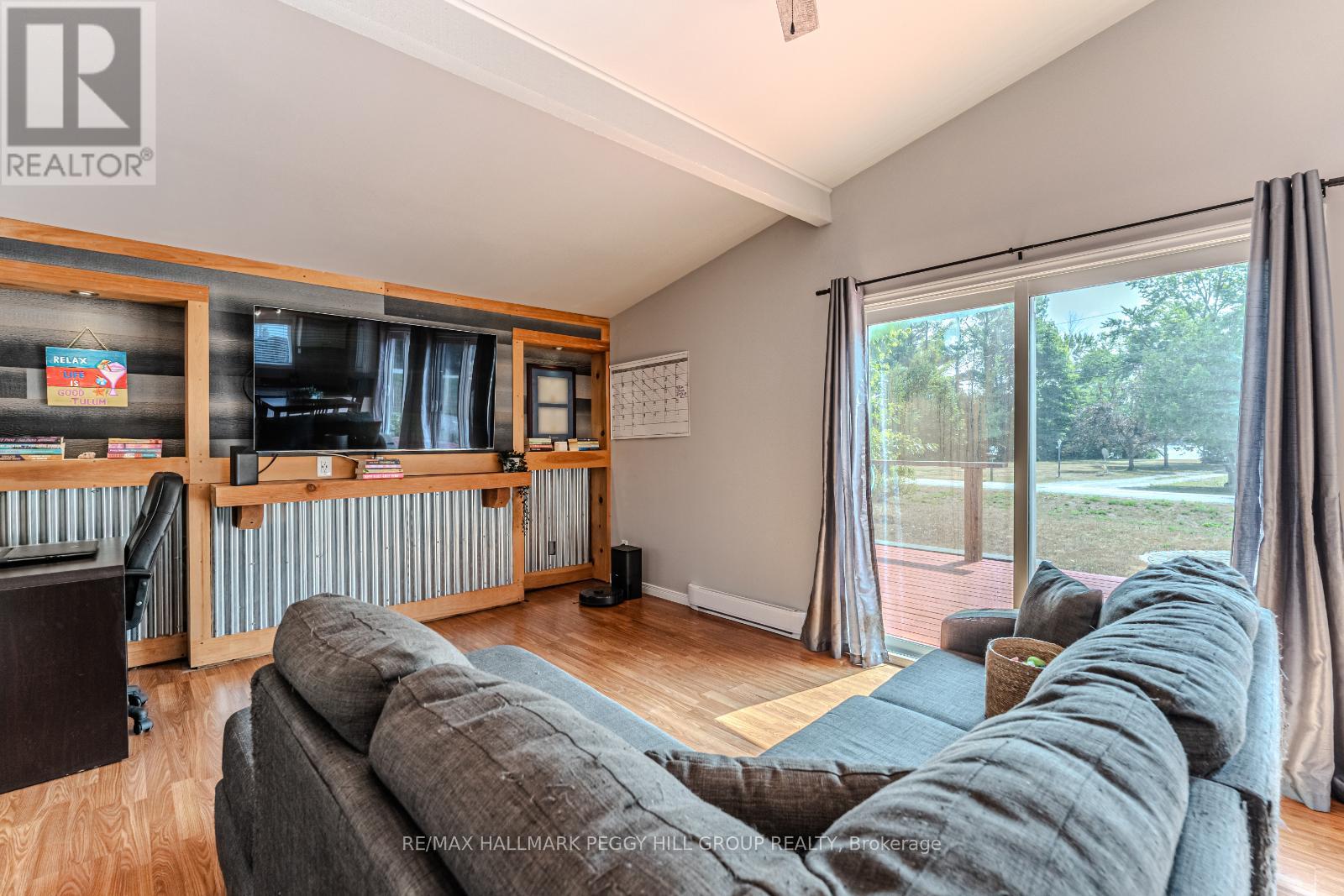 Photo 5 of 3304 Lake St George Boulevard, Severn ON