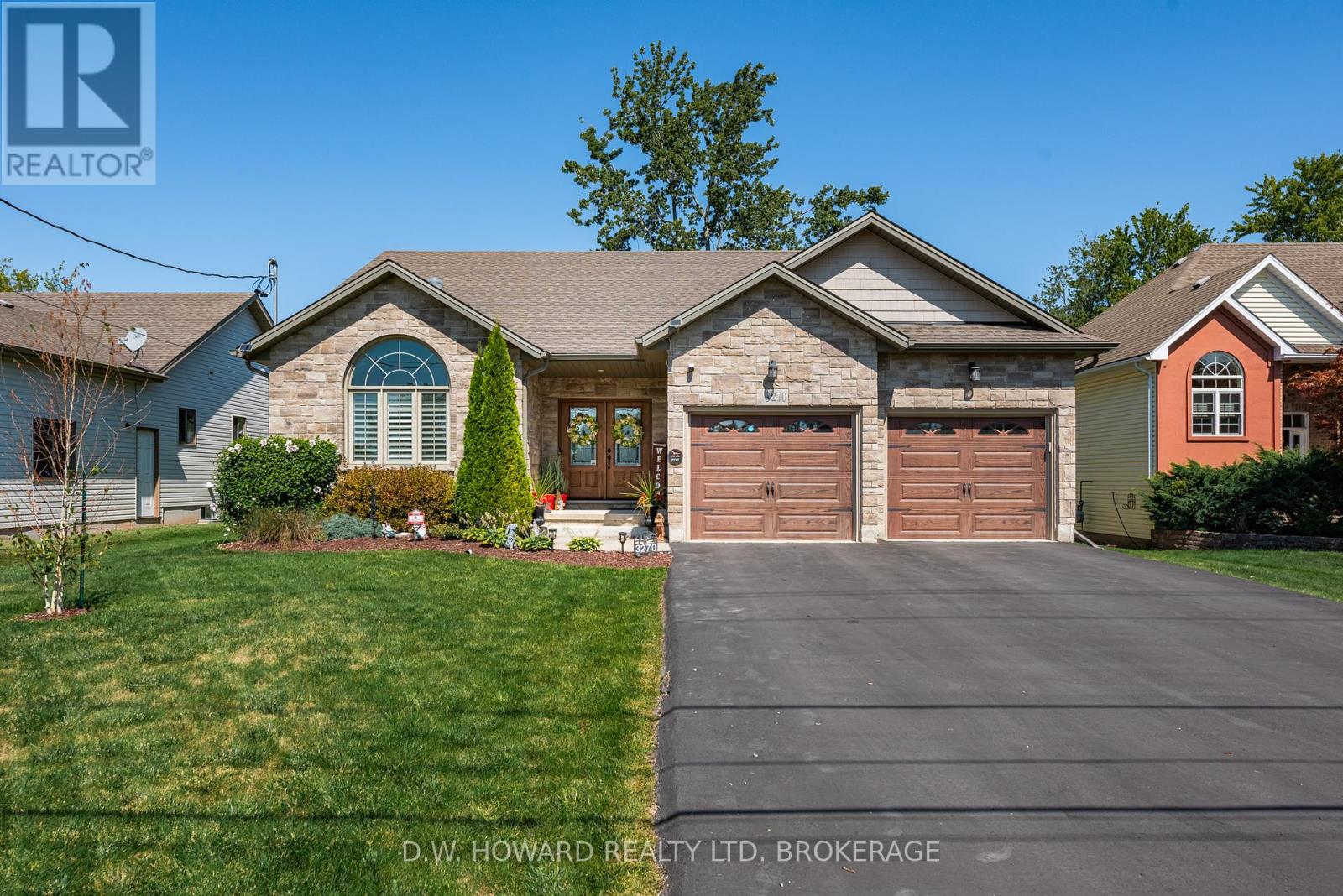 Photo 1 of 3270 Thunderbay Road, Fort Erie ON