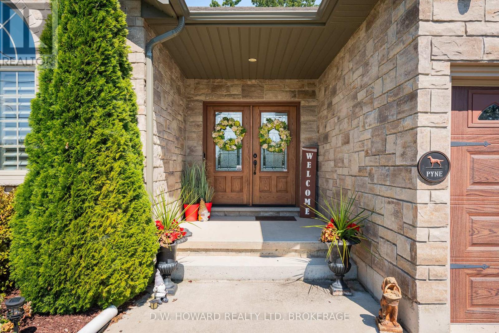 Photo 3 of 3270 Thunderbay Road, Fort Erie ON