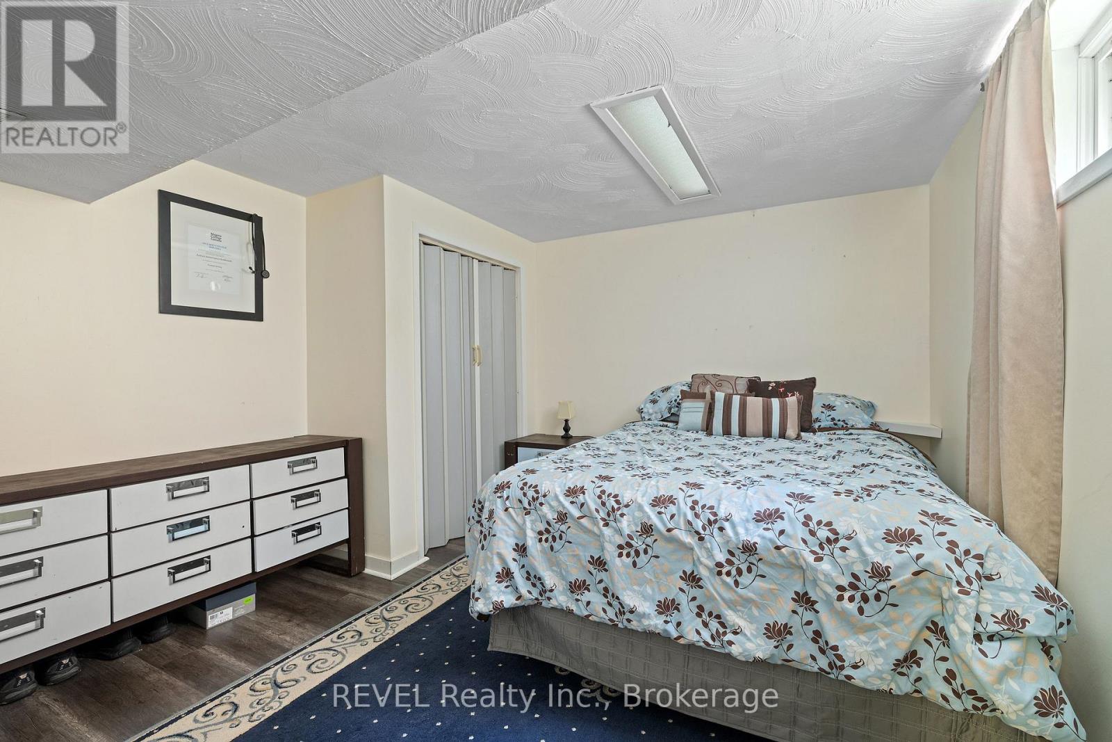 Photo 19 of 6571 Burdette Drive, Niagara Falls ON
