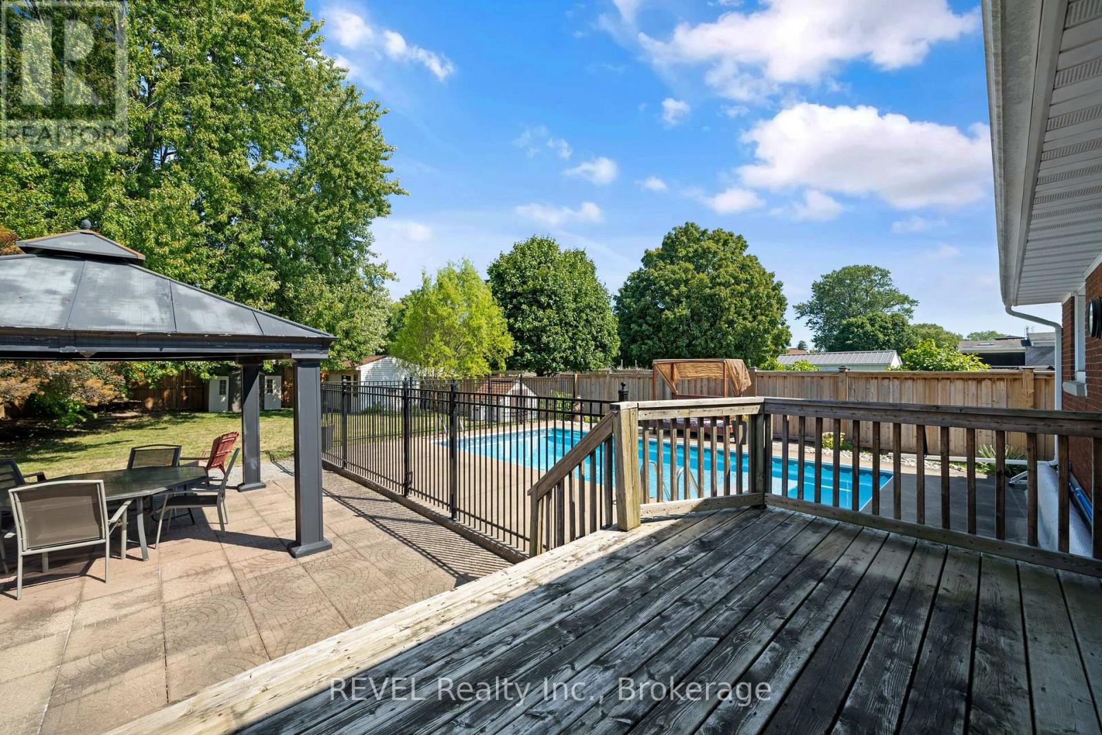 Photo 23 of 6571 Burdette Drive, Niagara Falls ON
