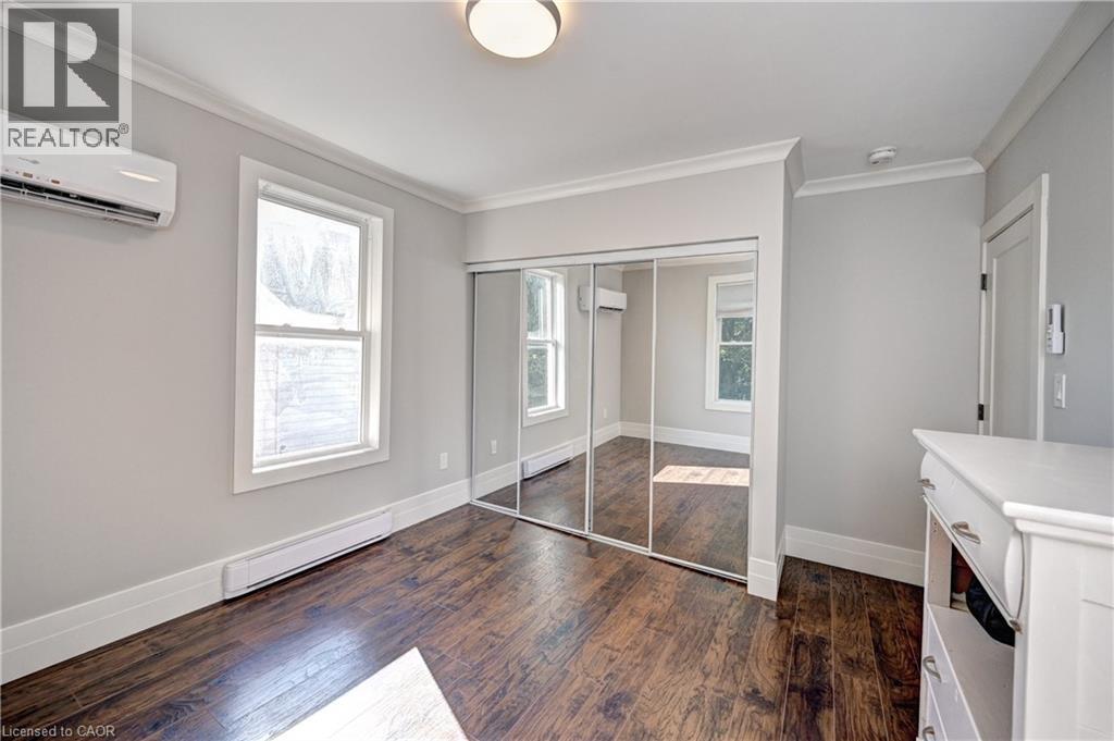 Photo 46 of 72 Birch Street, Cambridge ON