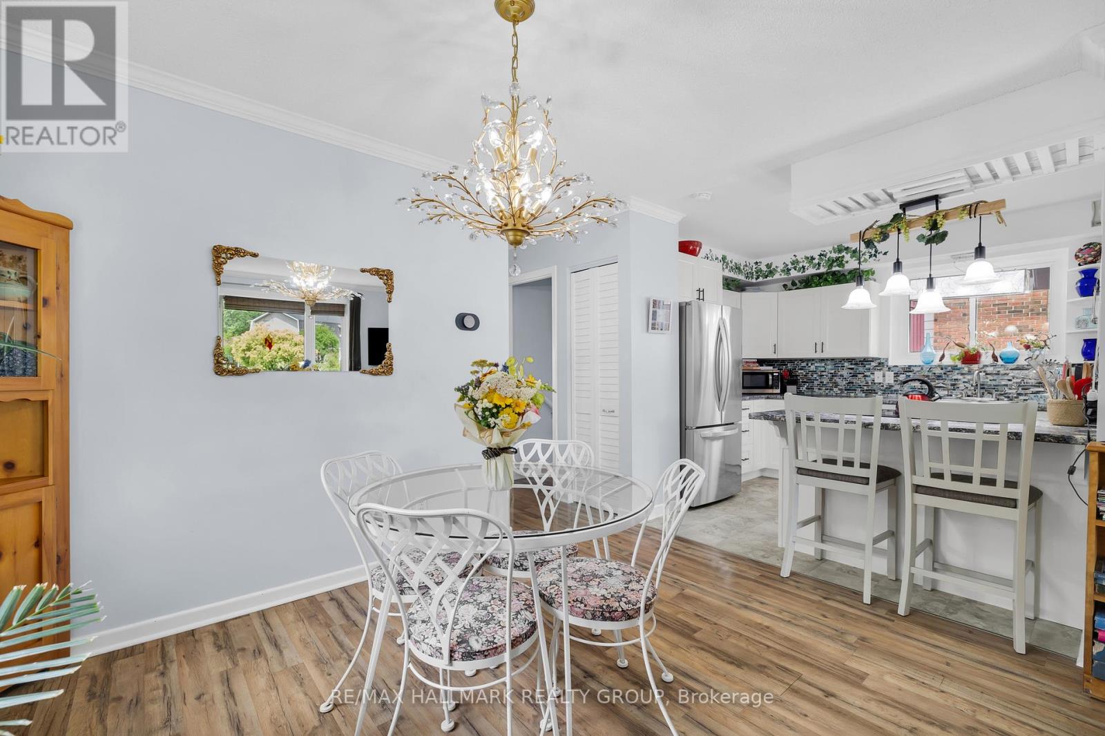 Photo 8 of 1182 Queensland Place, Brockville ON