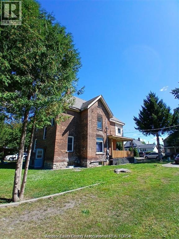 Photo 11 of 27 31 Wade Street, Chatham ON