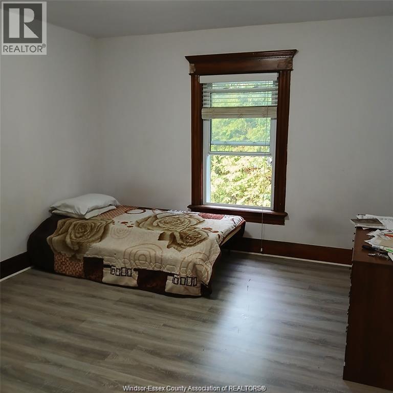 Photo 9 of 27 31 Wade Street, Chatham ON