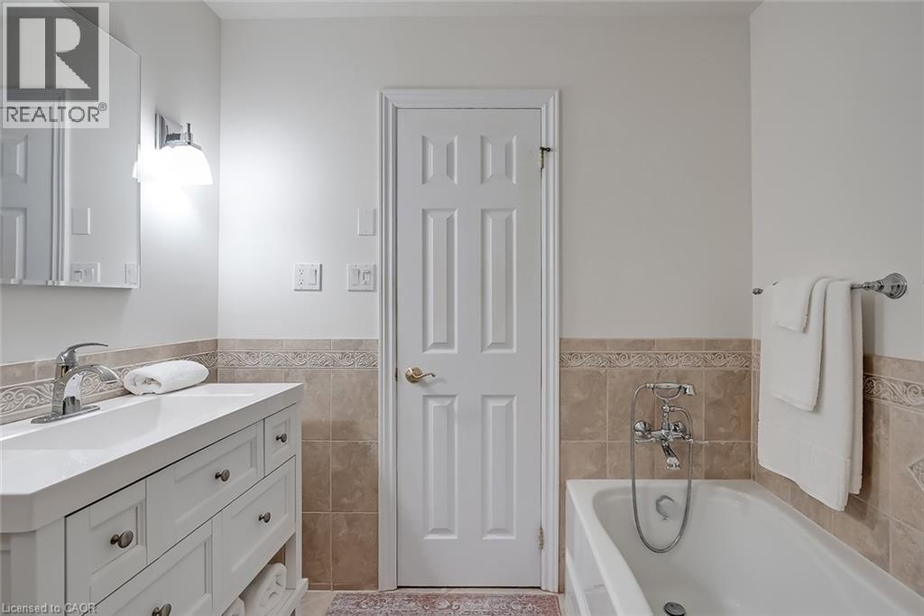 Photo 26 of 1580 Kerns Road Unit 5, Burlington ON
