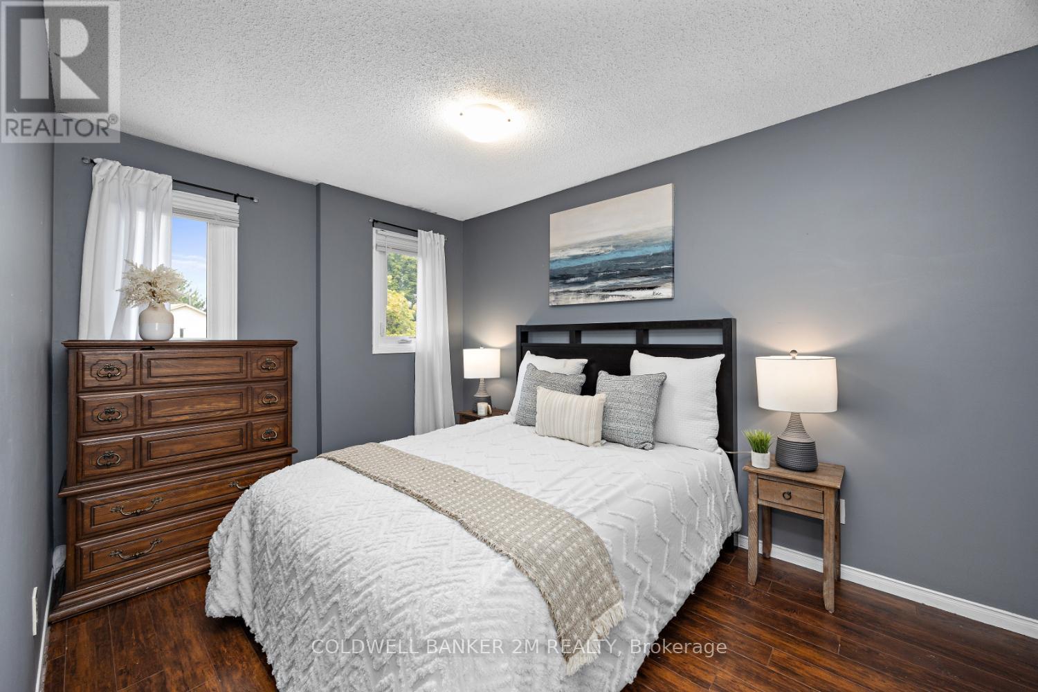 Photo 24 of 11 Parklawn Drive, Clarington ON