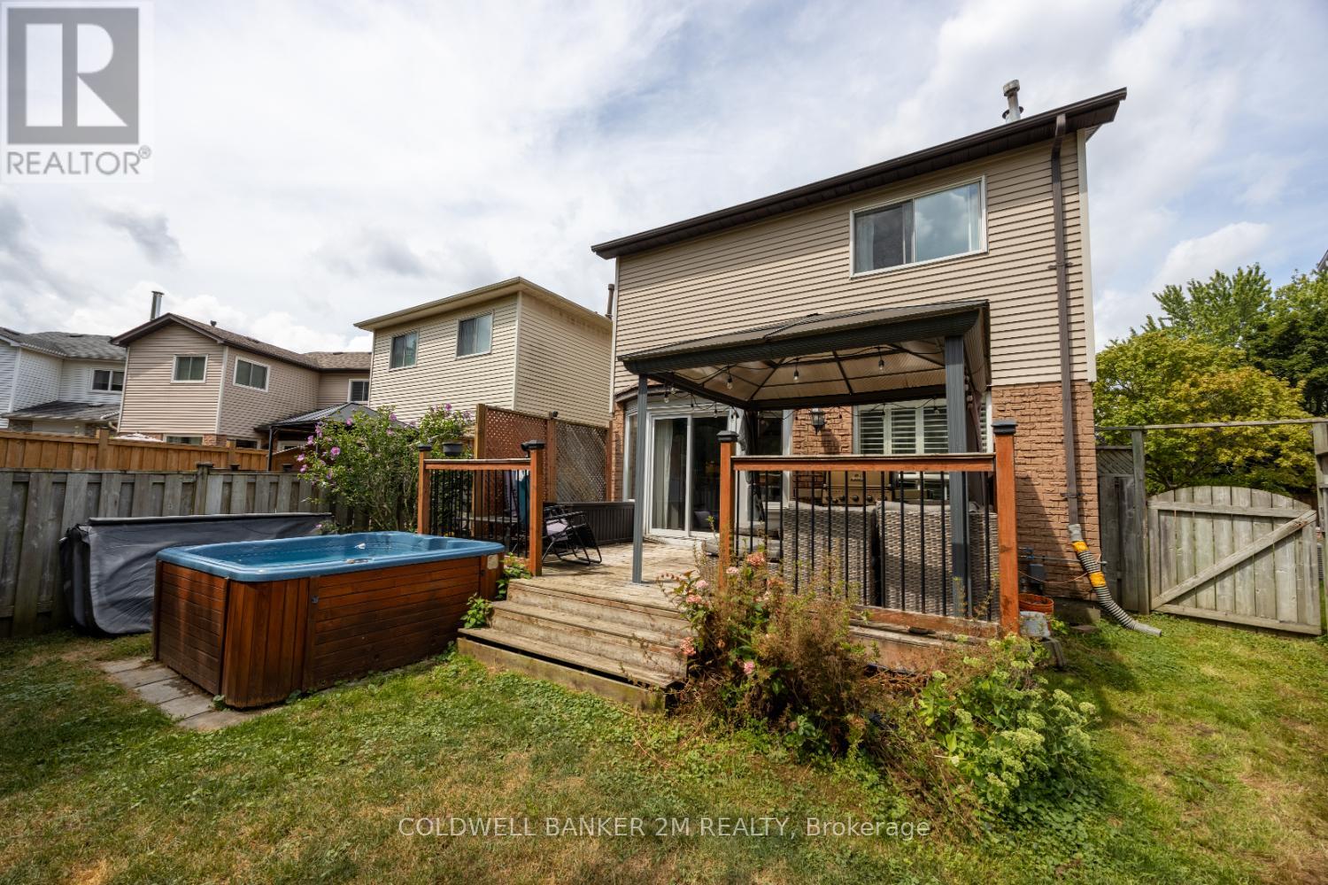 Photo 33 of 11 Parklawn Drive, Clarington ON