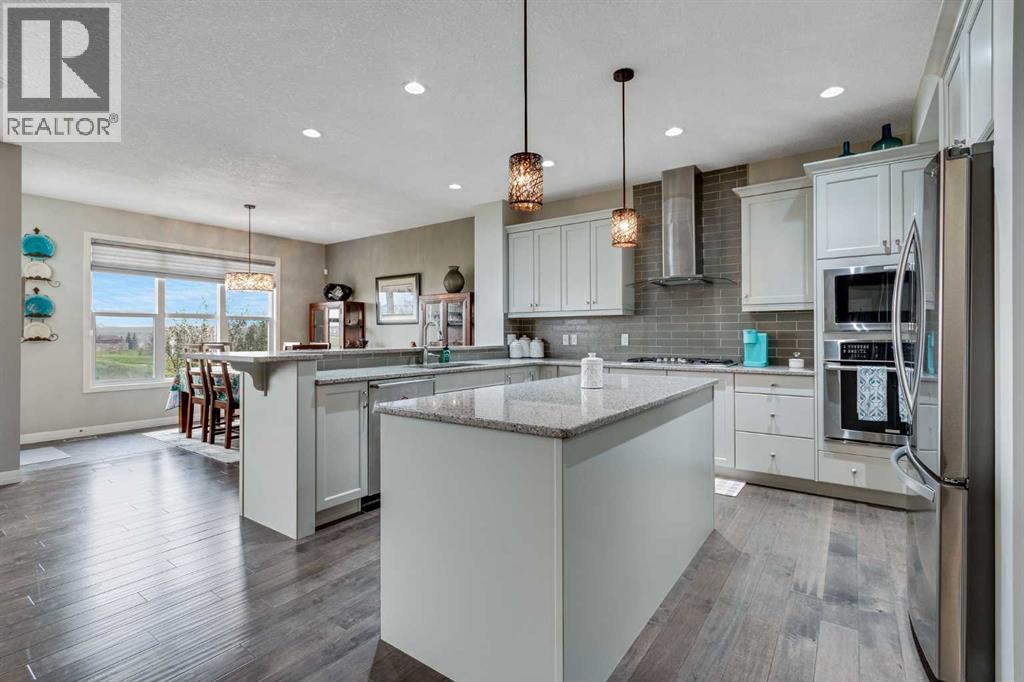 Photo 3 of 55 Sage Bluff Green Nw, Calgary AB