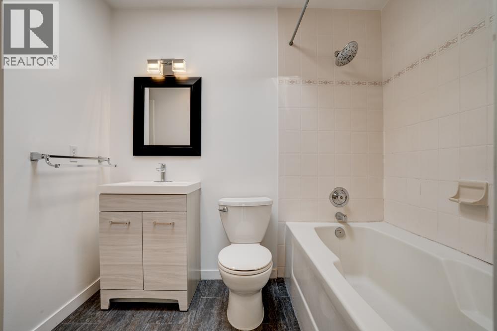 Photo 25 of 307 5375 Victory Street, Burnaby BC