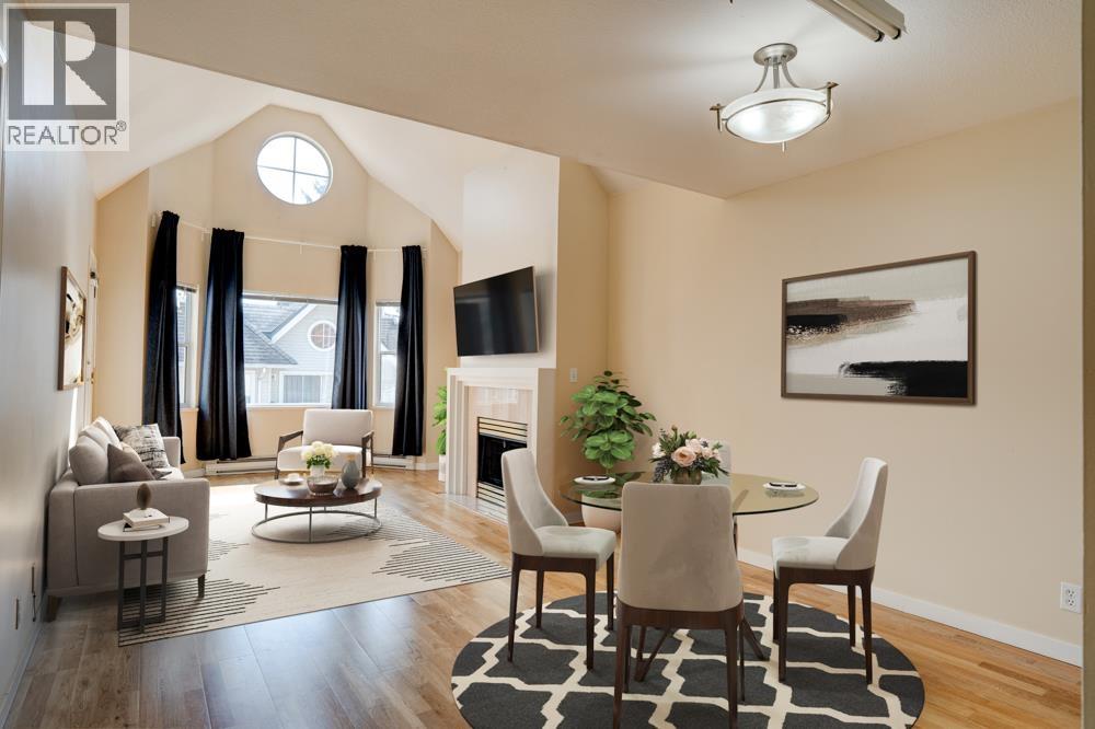 Photo 5 of 307 5375 Victory Street, Burnaby BC