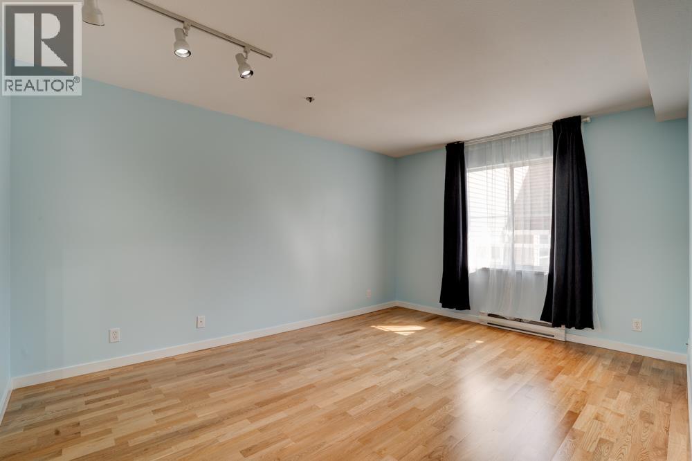 Photo 19 of 307 5375 Victory Street, Burnaby BC