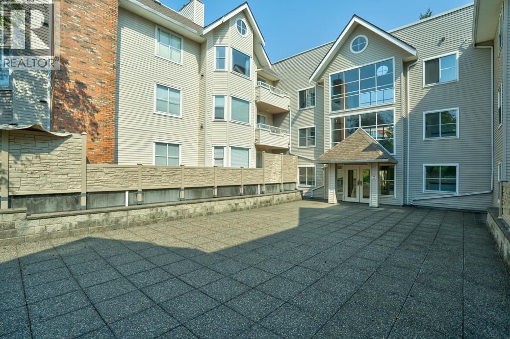 Photo 29 of 307 5375 Victory Street, Burnaby BC